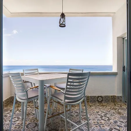 Heavenly Apartment On The Frontbeach Appartement *