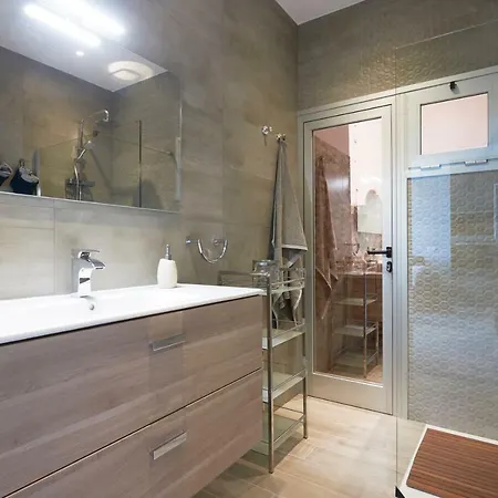 Heavenly Apartment On The Frontbeach * Santa-Cruz de Ténérife