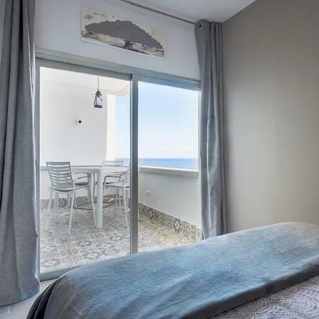 Heavenly Apartment On The Frontbeach Appartement *
